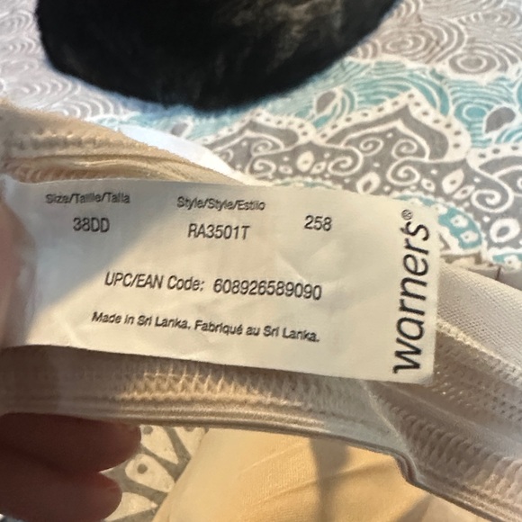 Elegant Black and White and Beige Women's Bra Set 38DD - Picture 3 of 8